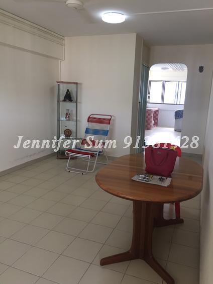 Tampines Street 81 thumbnail photo